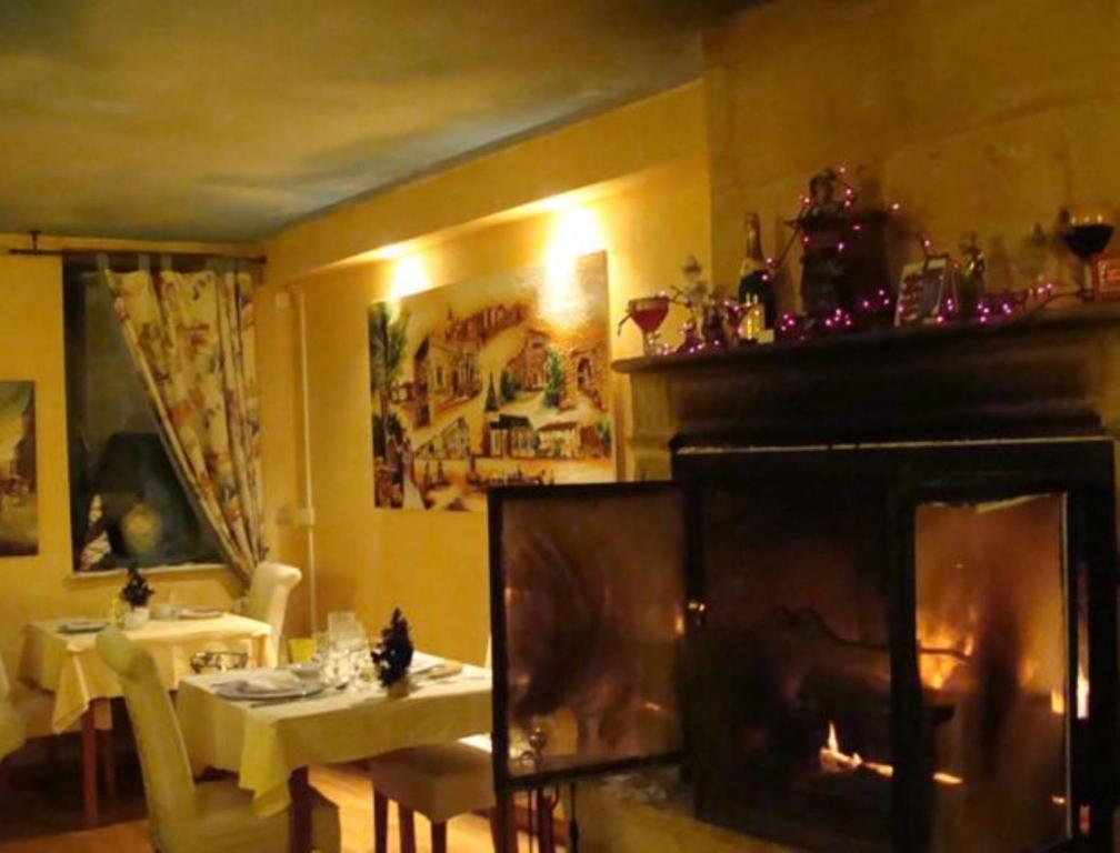 Auberge De Marville מראה חיצוני תמונה