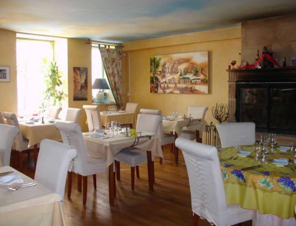 Auberge De Marville מראה חיצוני תמונה