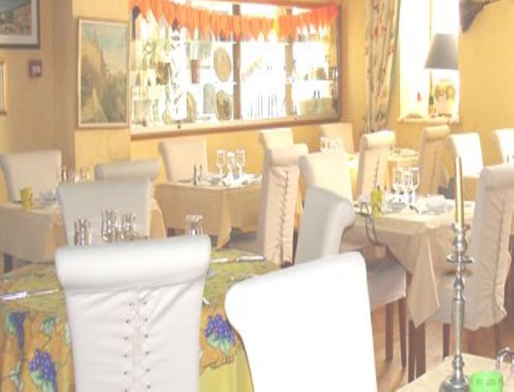 Auberge De Marville מראה חיצוני תמונה